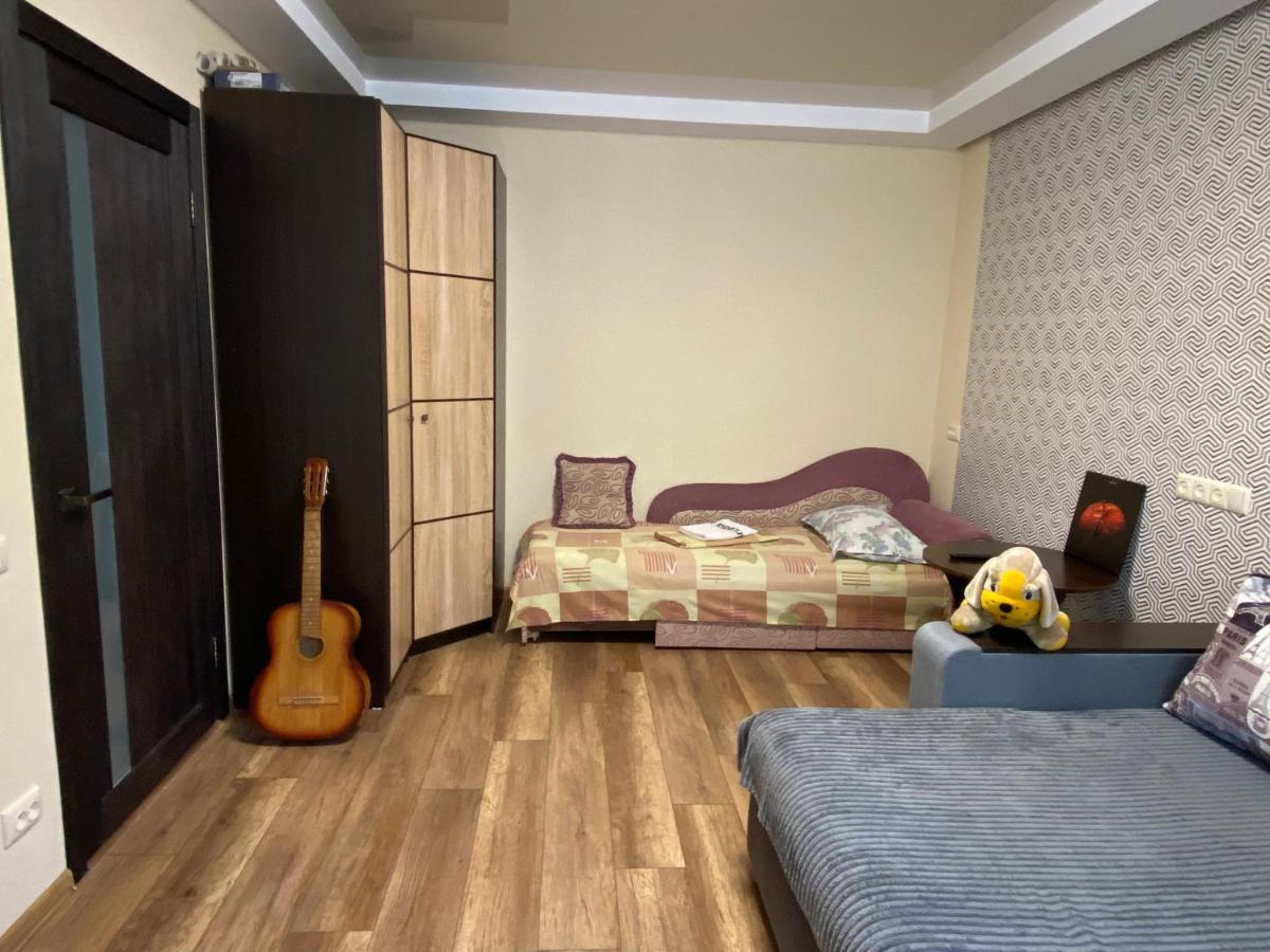 Apartment 30 M2 On Sergei Esenin 11 카리프 외부 사진