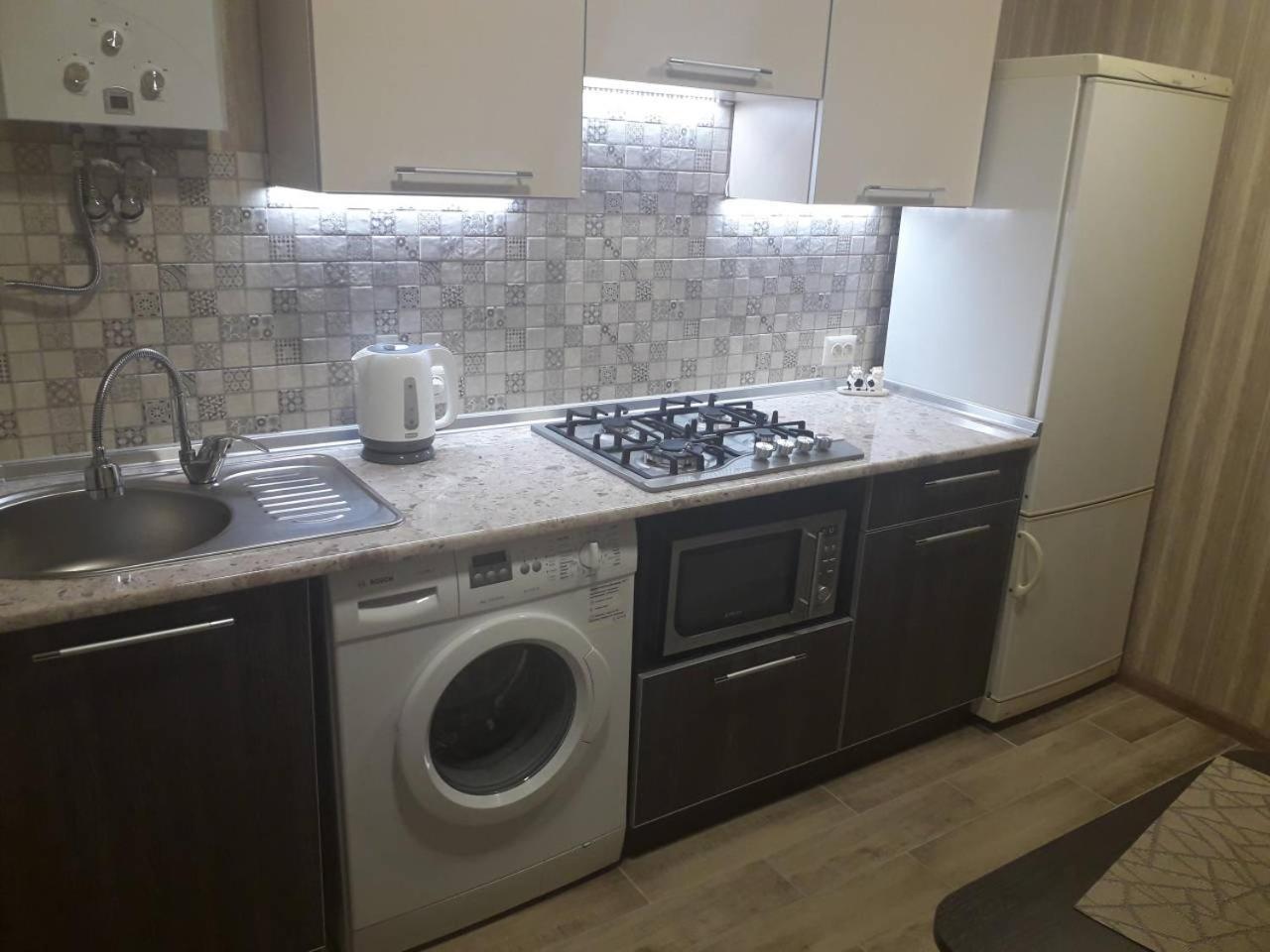 Apartment 30 M2 On Sergei Esenin 11 카리프 외부 사진