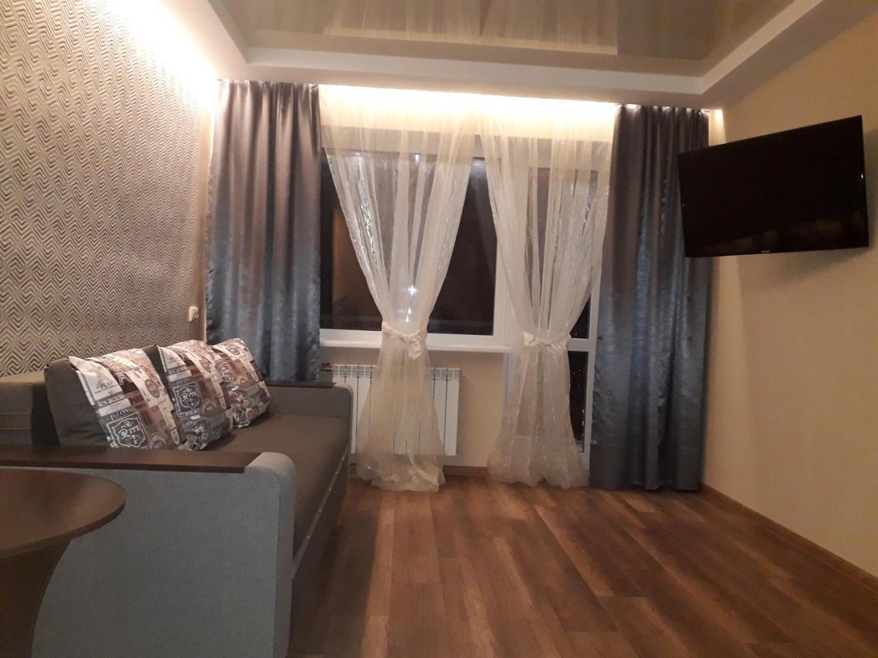 Apartment 30 M2 On Sergei Esenin 11 카리프 외부 사진