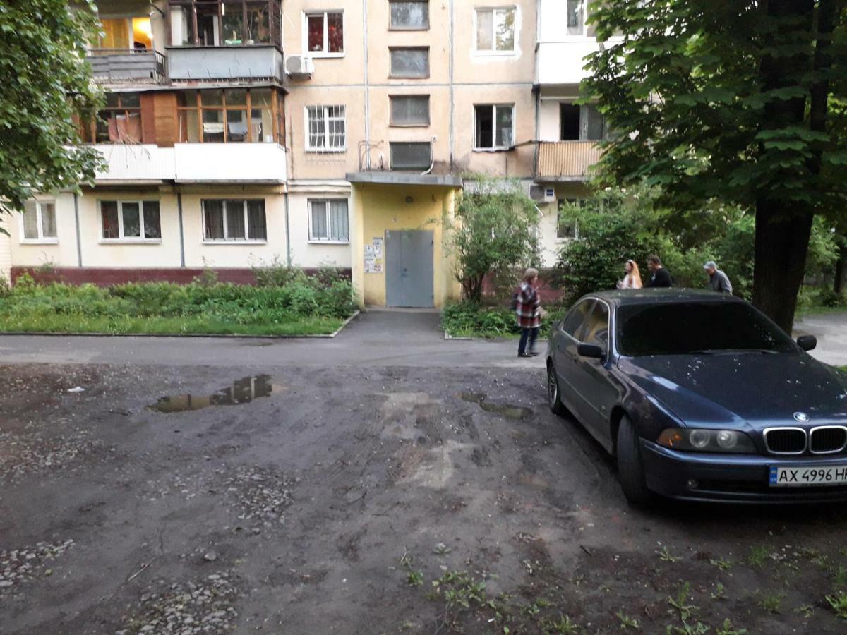 Apartment 30 M2 On Sergei Esenin 11 카리프 외부 사진